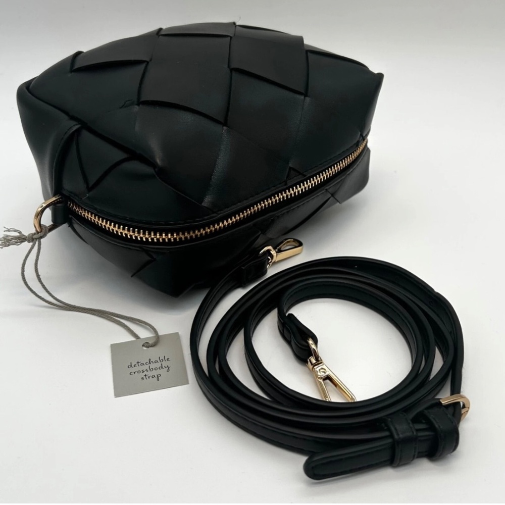 A New Day Black Cube Woven Crossbody - Picture 3 of 9